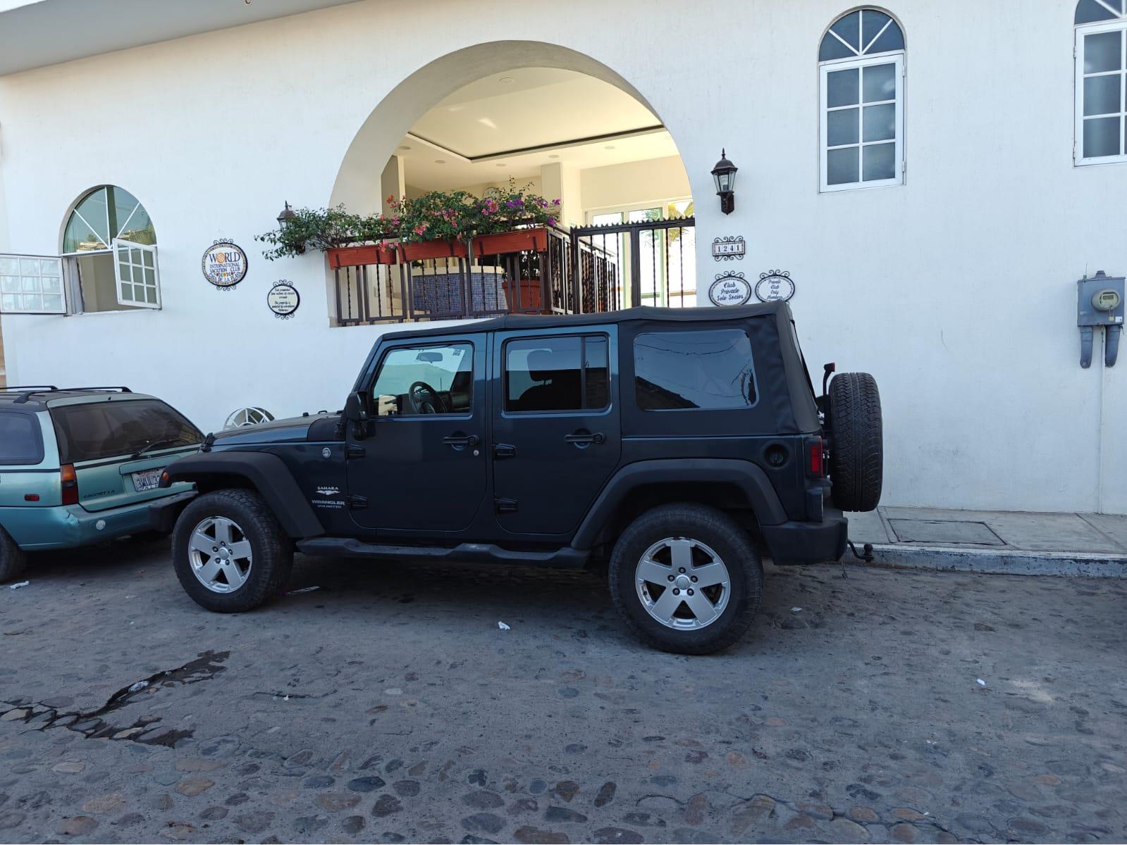 Cover Image Live Blogging